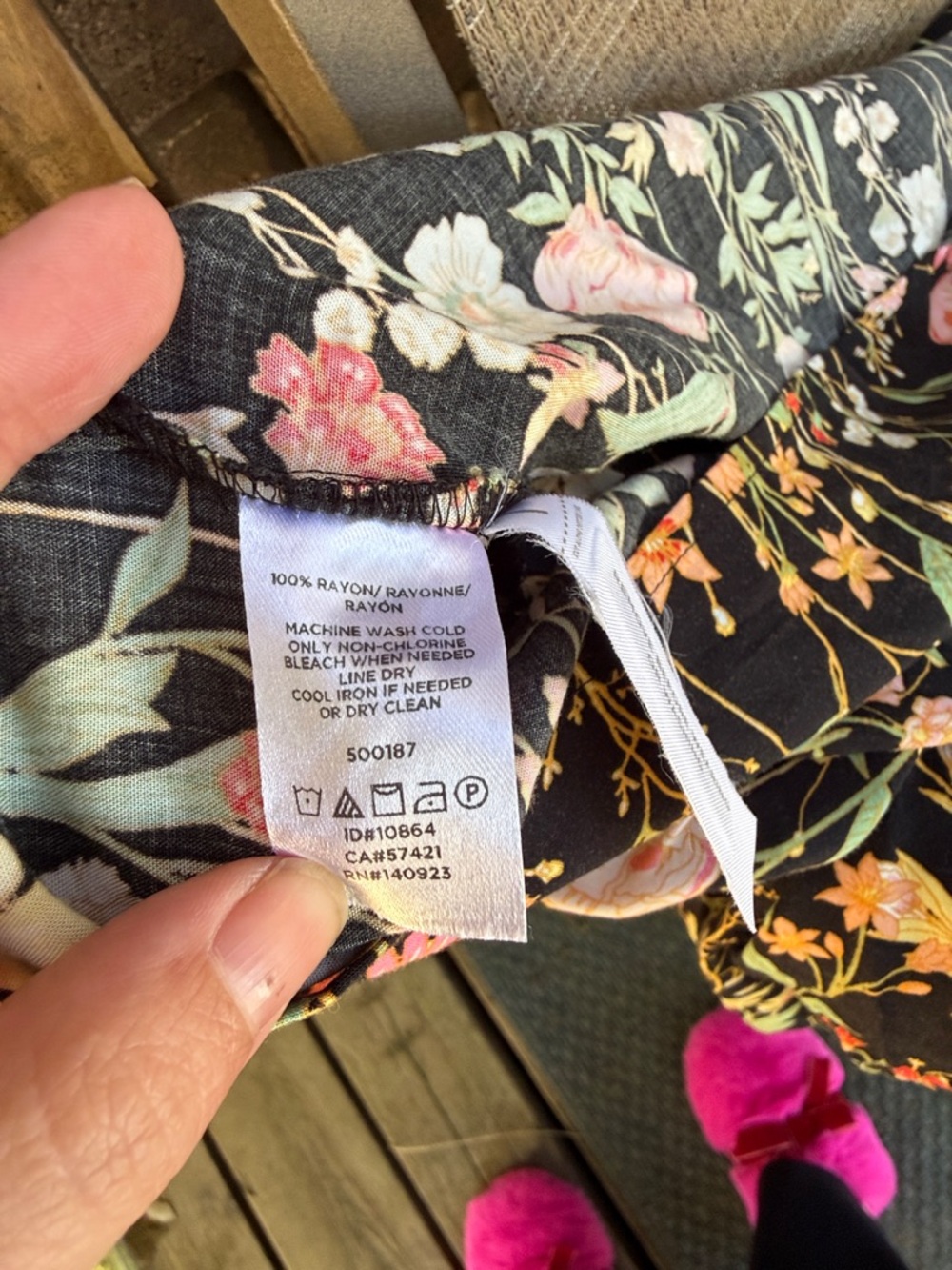 LOFT Black Floral Wildflower Long Sleeve Smocked Button Dress Size XS - Picture 5 of 5